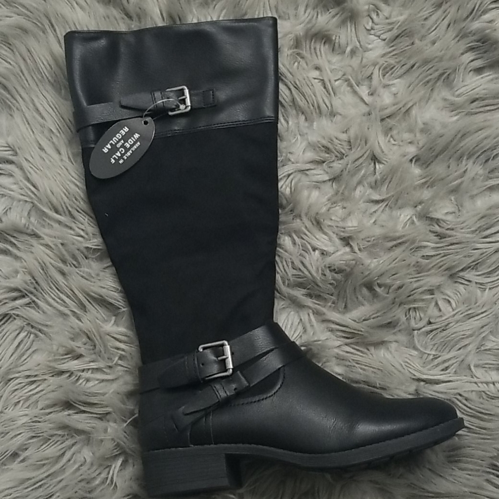 BRAND NEW BOOTS.. NWOT  (LAST PAIR)